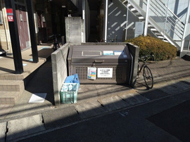 ダストボックス