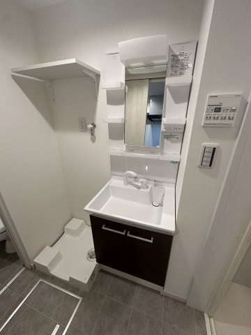 同間取の101号室の参考画像です。