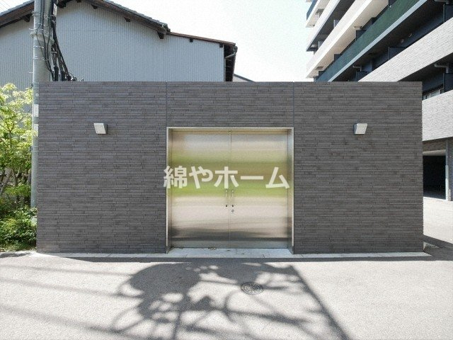 アドバンス大阪バレンシアのその他共用部分