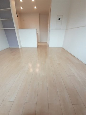 【居間・リビング】 | カーサ・ソレイユＢ