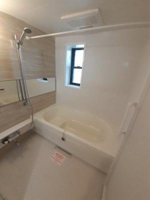 【浴室】 | カーサ・ソレイユＢ