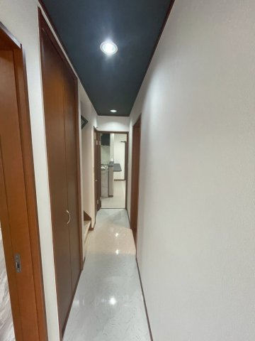 【玄関】 | 宇治市伊勢田町中荒　中古戸建　リフォーム済