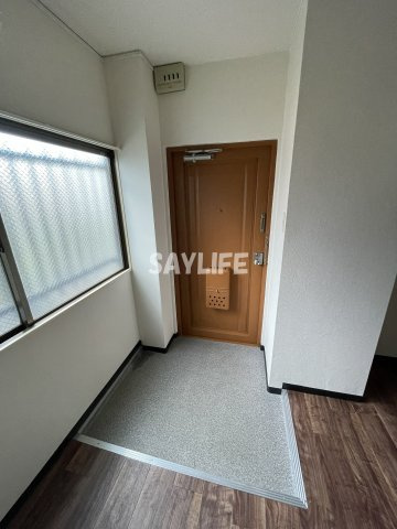 メゾン深江橋の玄関