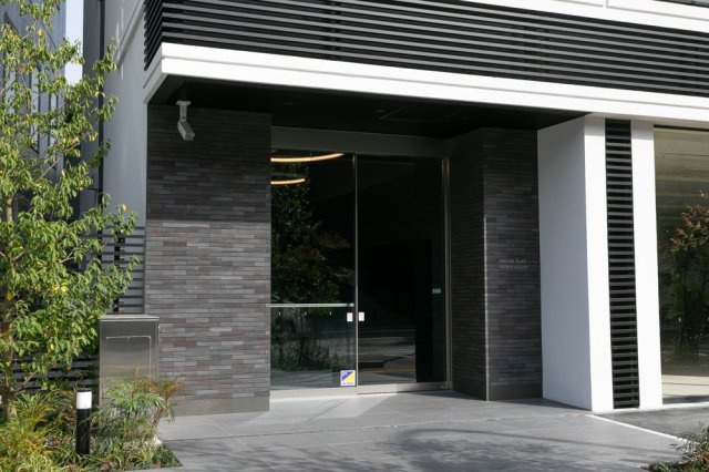 プラウドフラット西早稲田のエントランス|※参考写真