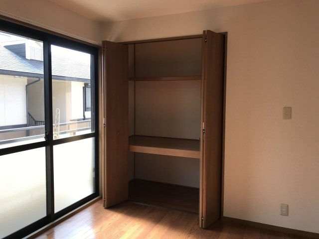 プレステージ芦屋D棟の収納|たっぷりとした収納スペースです