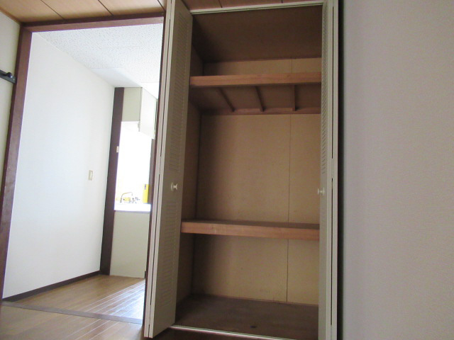 内山ハイツの収納