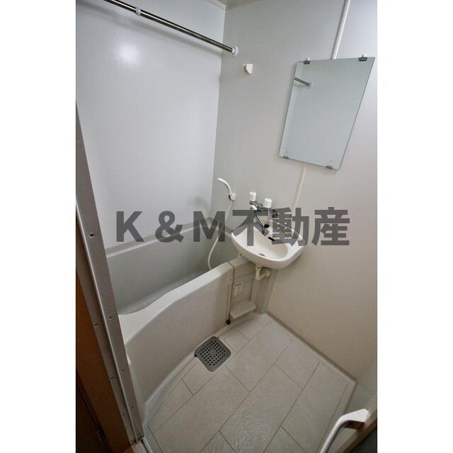 アンプルール　フェール　豊四季Ⅱの浴室|落ち着いた空間のお風呂です