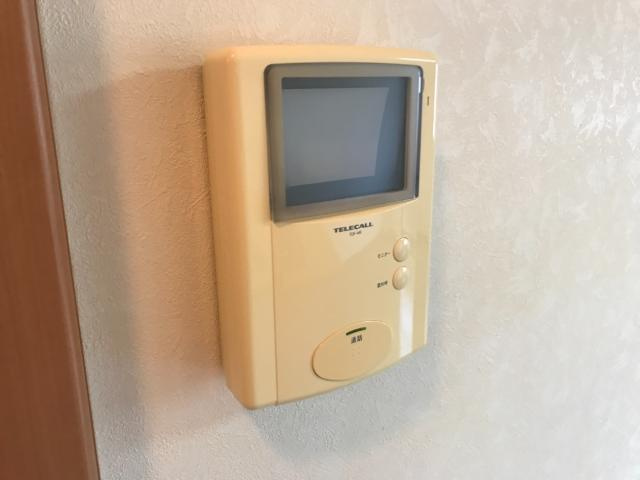 サン・リバー東原の内装|カメラ付インターホン