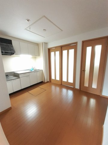 ダンデライオンＣの居間・リビング|こちらの居間で趣味の時間をお楽しみください