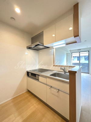 【キッチン】 | ヴァイセヴェレ鎌倉 | お手入れのしやすい2口IHコンロのカウンターキッチン♪