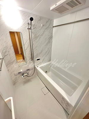 【浴室】 | ヴァイセヴェレ鎌倉 | 広々としたバスルーム・浴室暖房・乾燥機付き