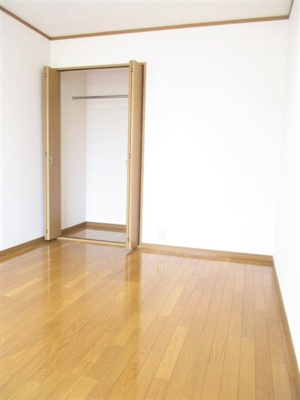 【洋室】 | グッディー1号館・2号館