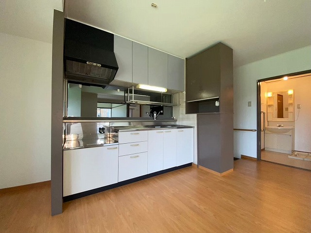 【キッチン】 | 福岡リバーキャッスル | 入居前の写真です。