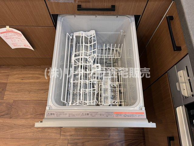 交北1丁目　中古一戸建ての設備|食器洗い乾燥機付き
■物件内覧・資金計画相談・住宅ローン相談、リフォーム相談、お問合せ受付中■
※当日・翌日のご内覧、ご相談はお電話でのお問合せがスムーズです！