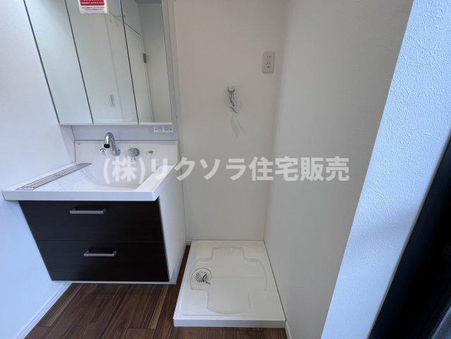 交北1丁目　中古一戸建てのランドリースペース|ドラム式も設置可能
■物件内覧・資金計画相談・住宅ローン相談、リフォーム相談、お問合せ受付中■
※当日・翌日のご内覧、ご相談はお電話でのお問合せがスムーズです！