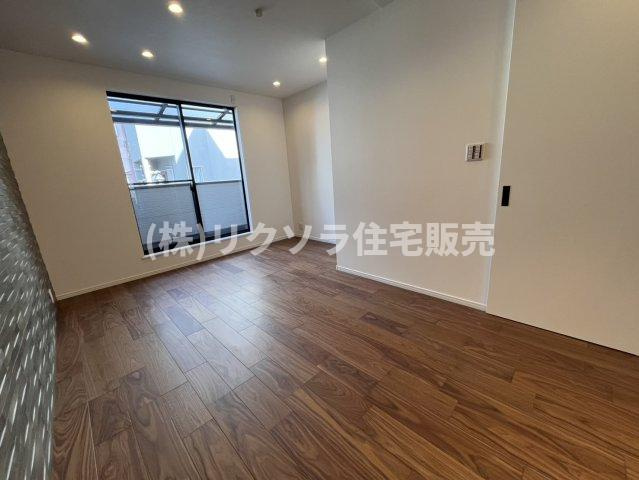 交北1丁目　中古一戸建てのダイニング|LDK　14.0帖
■物件内覧・資金計画相談・住宅ローン相談、リフォーム相談、お問合せ受付中■
※当日・翌日のご内覧、ご相談はお電話でのお問合せがスムーズです！