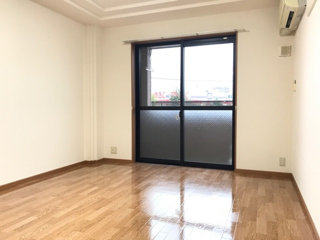 フォレストMCの洋室|洋室