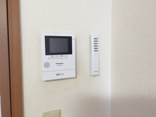 フォレストMCのセキュリティ|カメラ付インターホン