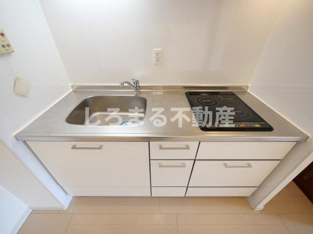 BRAVI南堀江のキッチン