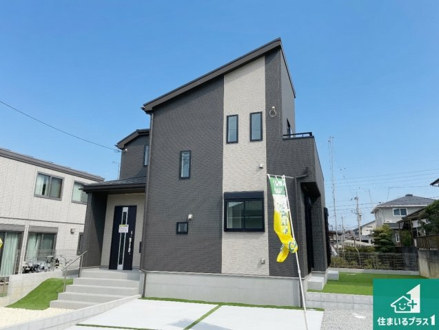 神戸市西区桜が丘東町　新築一戸建ての外観|安心の10年保証！外観を美しく保ち、雨水で汚れを落とします！気になることがありましたら、お気軽にお問い合わせください！
