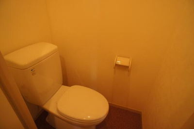 【トイレ】 | カーサ・ポルトーネ