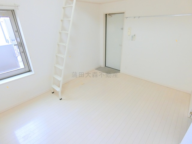 トライアングル蒲田の居間・リビング