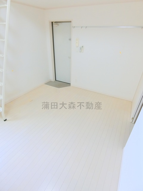 トライアングル蒲田の居間・リビング