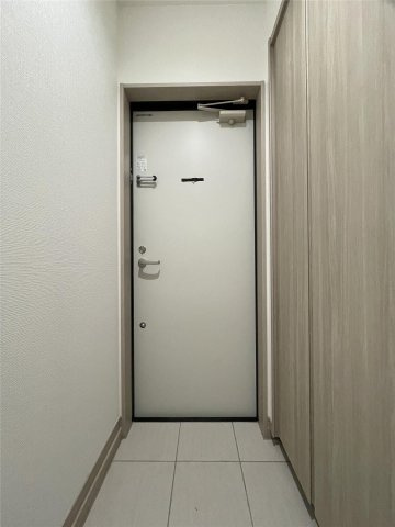L-bloom御井の玄関
