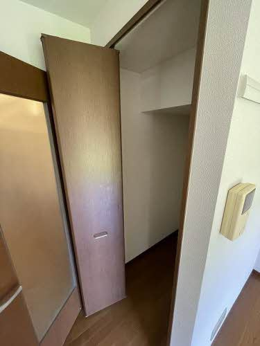 グランバリエ己斐A棟の収納