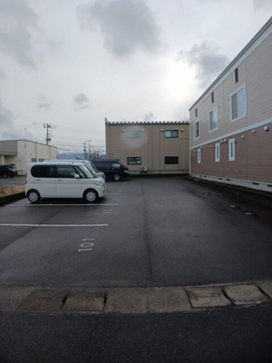 【駐車場】 | ハッピネス