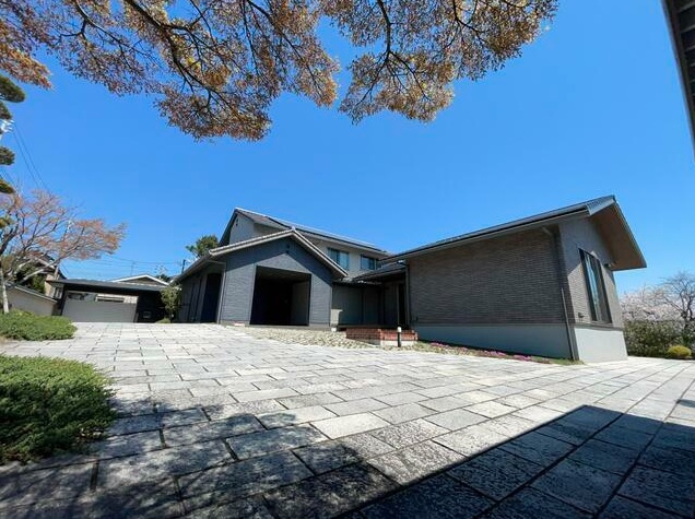 長府惣社町　中古住宅の外観