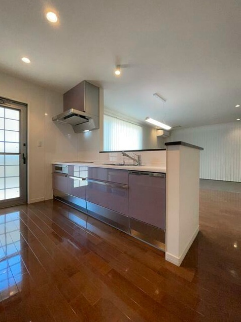 長府惣社町　中古住宅のキッチン