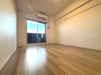 プレサンス上前津プレスの居間・リビング