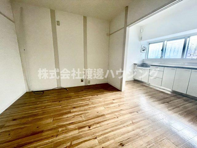 稲津町2丁目戸建ての居間・リビング