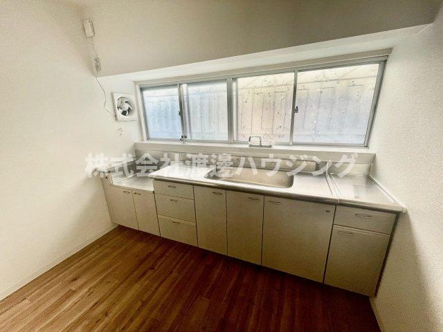 稲津町2丁目戸建てのキッチン