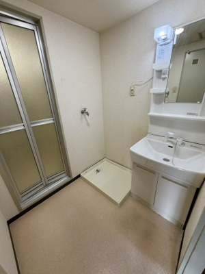 【洗面所】 | シャルル岩出