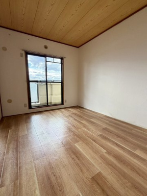 【その他】 | シャルル岩出