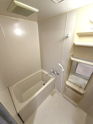 【浴室】 | シャルル岩出