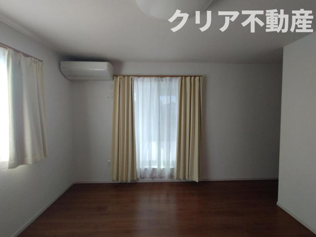 【寝室】 | 前橋市総社町桜が丘　築浅中古住宅