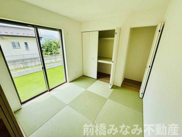 前橋市箱田町2期　２号棟(全３棟)　グラファーレ　新築建売分譲の独立洗面台|独立洗面台で身支度をすべて済ませてしまいましょう