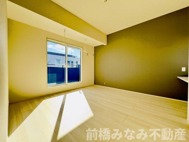 前橋市後家町　３号棟(全３棟)　ブルーミングガーデン　新築建売分譲の洋室