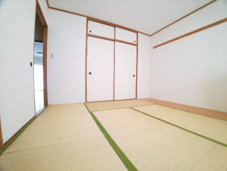 パークヒルズくすのき中央第5号棟の和室