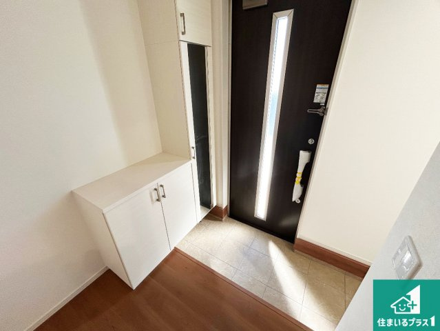 神戸市西区春日台　第1期　新築一戸建ての玄関|シューズボックスにはたくさんの靴が収納できるので玄関周りはいつもスッキリ！ご家族が増えても安心！