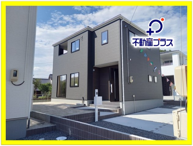 【いわき市平下平窪2期】全5棟／1号棟　平第四小・第一中　デザイナーズ新築！の外観|同施工◆外観の写真です◆　
お洒落な新築は気分が上がりますね♪　新しい暮らしをお楽しみいただけます！！家に帰宅するのがより一層楽しみになります♪

