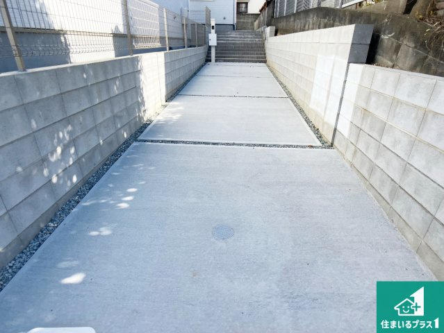 明石市太寺天王町　第1期　新築一戸建ての駐車場|駐車スペース！散水栓があるので、こまめに愛車を洗えます！