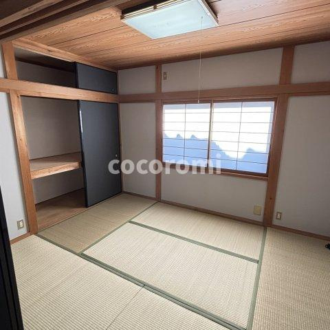 川勝町車庫付き戸建ての和室