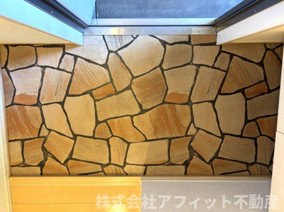 【エントランス】 | オッツ多治米