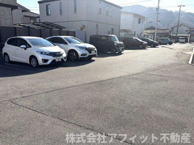 【駐車場】 | オッツ多治米