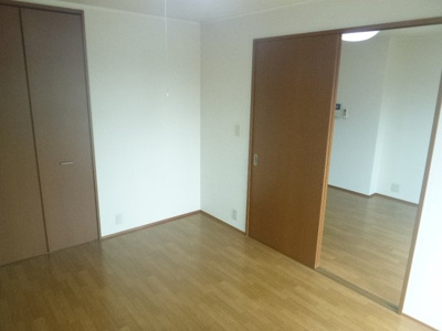 【洋室】 | ＢＩＲＤＬＡＮＤたまで