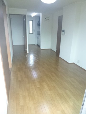 【居間・リビング】 | ＢＩＲＤＬＡＮＤたまで